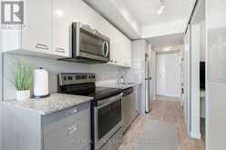 424 - 257 HEMLOCK STREET | Waterloo Ontario | Slide Image Four