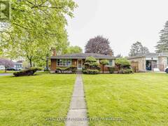 15 CUMBERLAND CRESCENT London Ontario, N5X 1B7