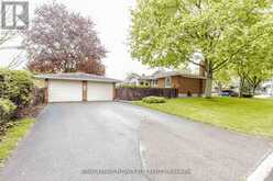 15 CUMBERLAND CRESCENT | London Ontario | Slide Image Thirty-seven