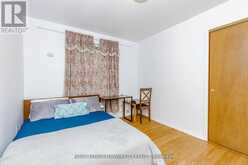15 CUMBERLAND CRESCENT | London Ontario | Slide Image Nine