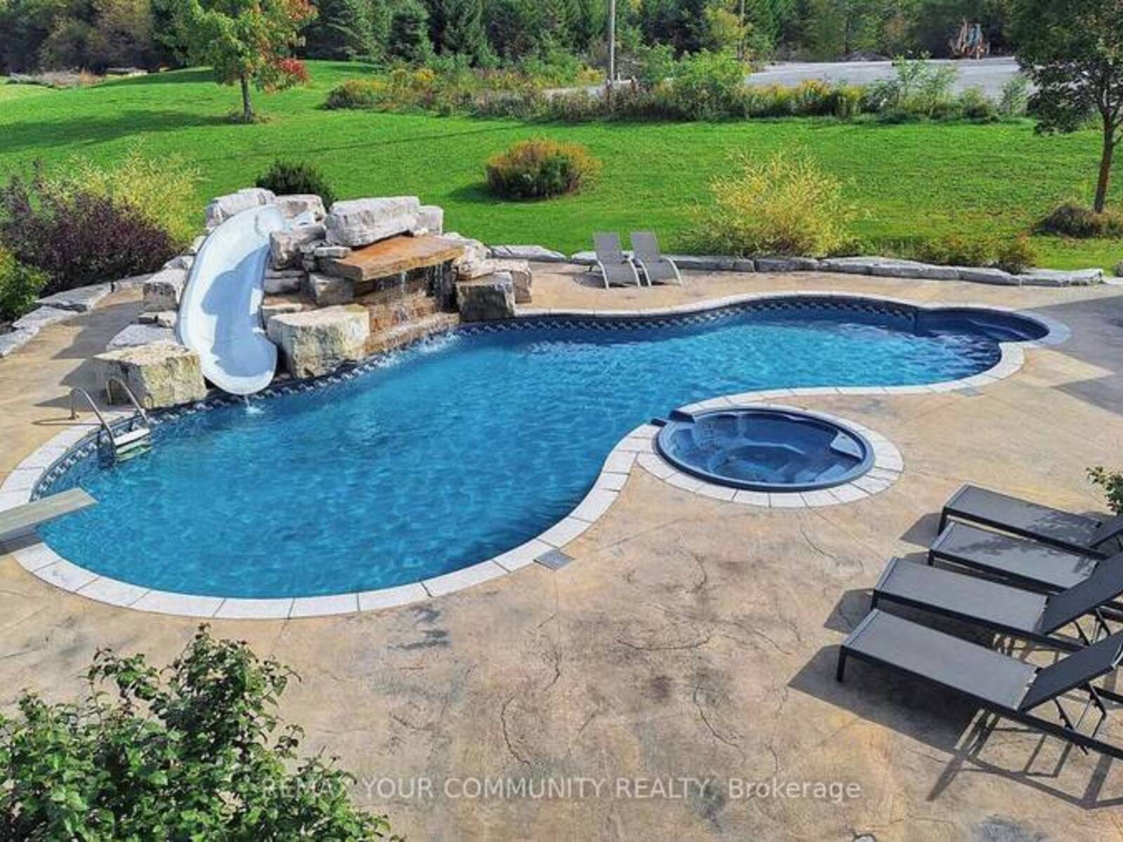 1065 20TH SIDE ROAD, Schomberg, Ontario L0G 1T0