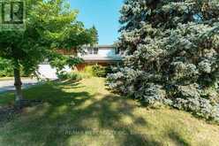 2 ROBINTER DRIVE | Toronto Ontario | Slide Image Five