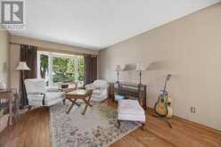 458 CHESTER AVENUE | Newmarket Ontario | Slide Image Six