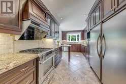 323 WARMINSTER DRIVE S | Oakville Ontario | Slide Image Fifteen