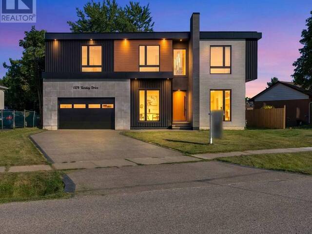 1374 TANSLEY DRIVE Oakville Ontario, L6L 2N4 - Property For Sale