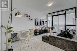3105 - 2916 HIGHWAY 7 ROAD W | Vaughan Ontario | Slide Image Eight