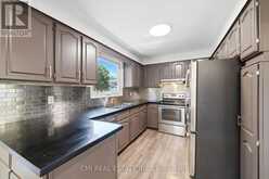 39 CAMROSE DRIVE | Georgina Ontario | Slide Image Twelve