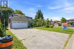 39 CAMROSE DRIVE | Georgina Ontario | Slide Image Three