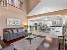 52 ARROWHEAD DRIVE | Hamilton Ontario | Slide Image Seventeen