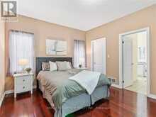 52 ARROWHEAD DRIVE | Hamilton Ontario | Slide Image Eighteen