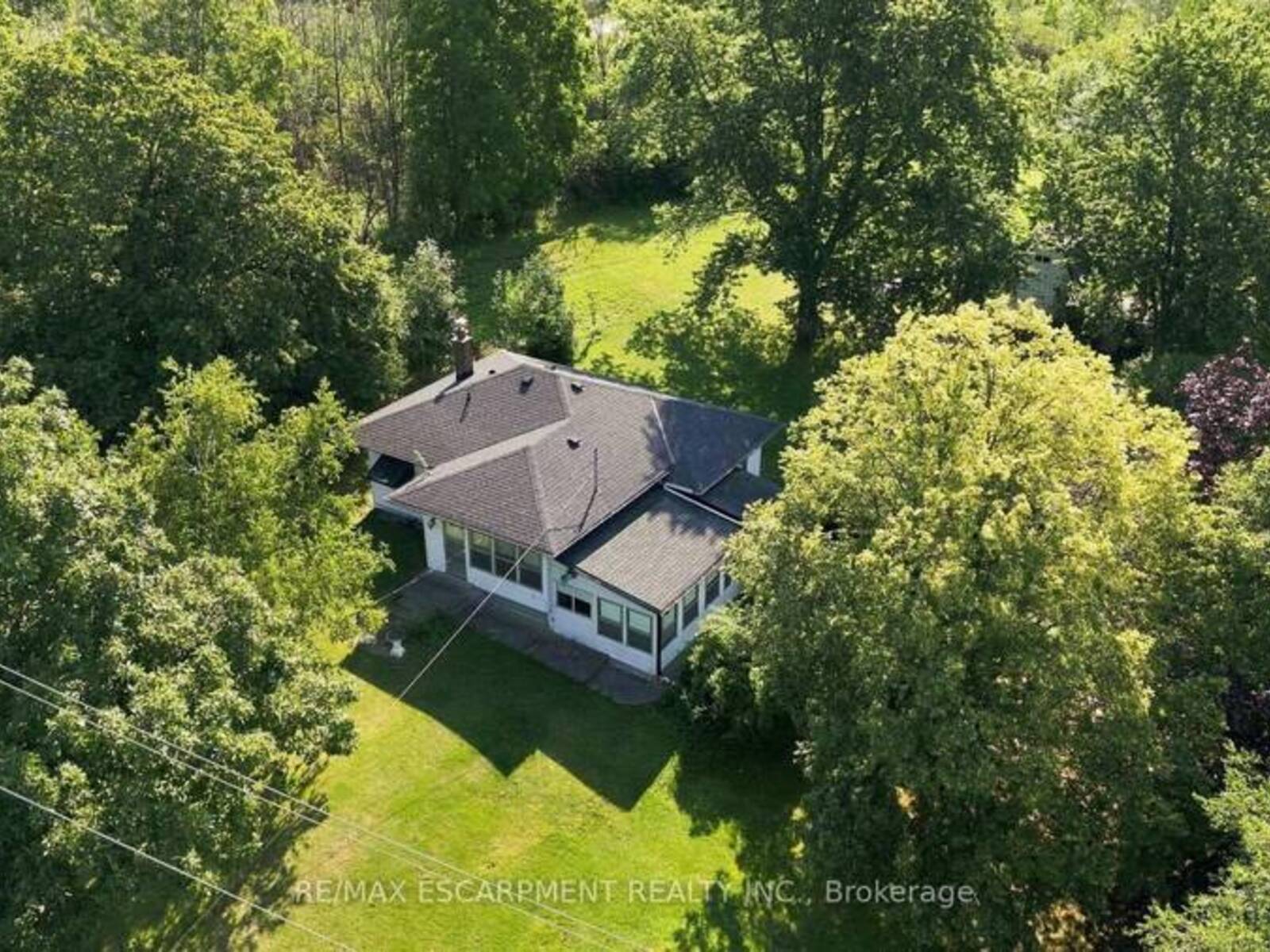 698 YORK ROAD, Dundas, Ontario L9H 5X1