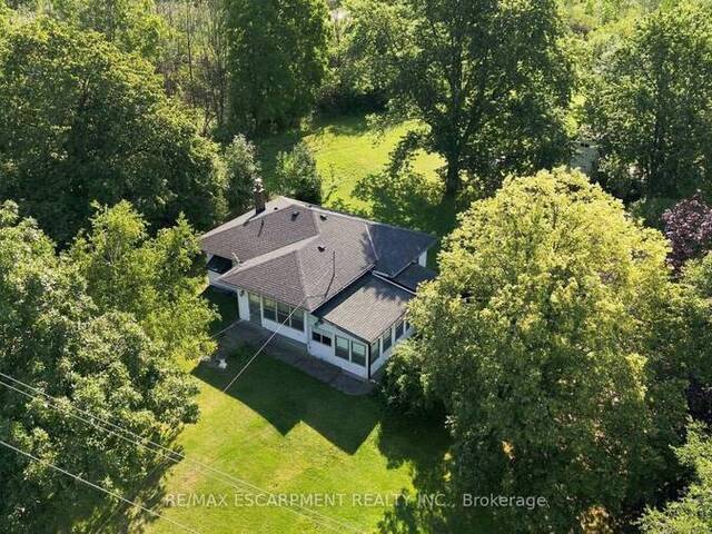 698 YORK ROAD Dundas Ontario, L9H 5X1 - 3 Bedrooms Home For Sale