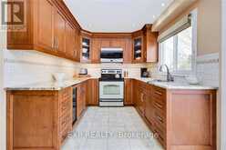113 OREN BOULEVARD | Barrie Ontario | Slide Image Five