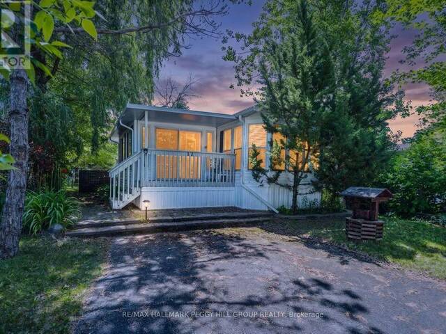 13 HURON CIRCLE Wasaga Beach Ontario, L9Z 1X7 - 2 Bedrooms Home For Sale