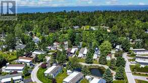 13 HURON CIRCLE | Wasaga Beach Ontario | Slide Image Fifteen