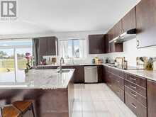 98 GOLDEN MEADOWS DRIVE | Peterborough Ontario | Slide Image Eight