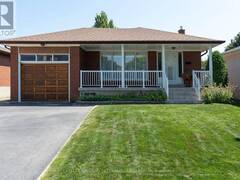 19 GROVERDALE ROAD Toronto Ontario, M9C 3M7