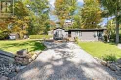 1720 TAY POINT ROAD | Penetanguishene Ontario | Slide Image Three