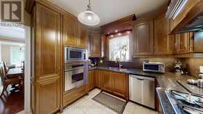 134 HADRIAN DRIVE | Toronto Ontario | Slide Image Twelve