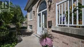 134 HADRIAN DRIVE | Toronto Ontario | Slide Image Five