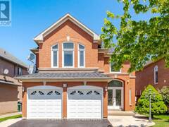 11 BARLEYFIELD ROAD Brampton Ontario, L6R 1R4