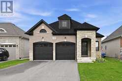 420 WILLIAMS CRESCENT | Fort Erie Ontario | Slide Image Two
