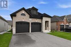 420 WILLIAMS CRESCENT | Fort Erie Ontario | Slide Image Three