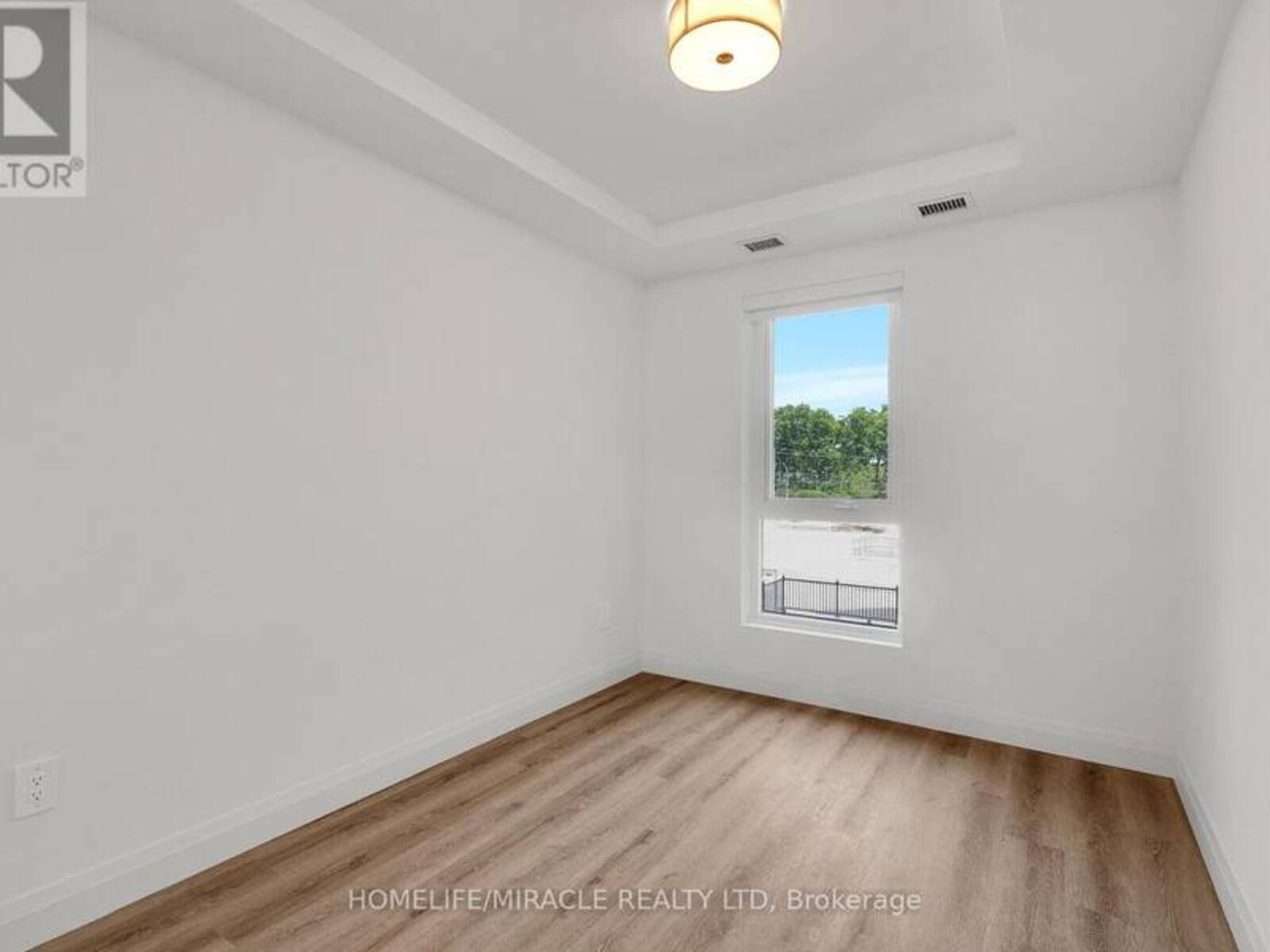 201 - 1333 WEBER STREET E, Kitchener, Ontario N2A 1C2