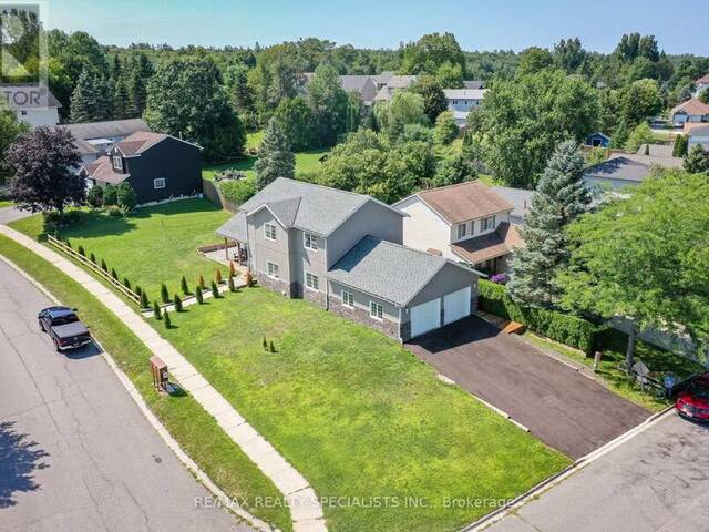 15 LANKIN AVENUE Bracebridge Ontario, P1L 1Y4 - 4 Bedrooms Home For Sale
