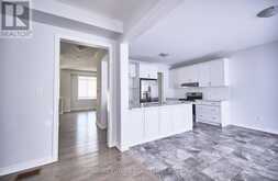 23 FAIMIRA AVENUE | Georgina Ontario | Slide Image Three