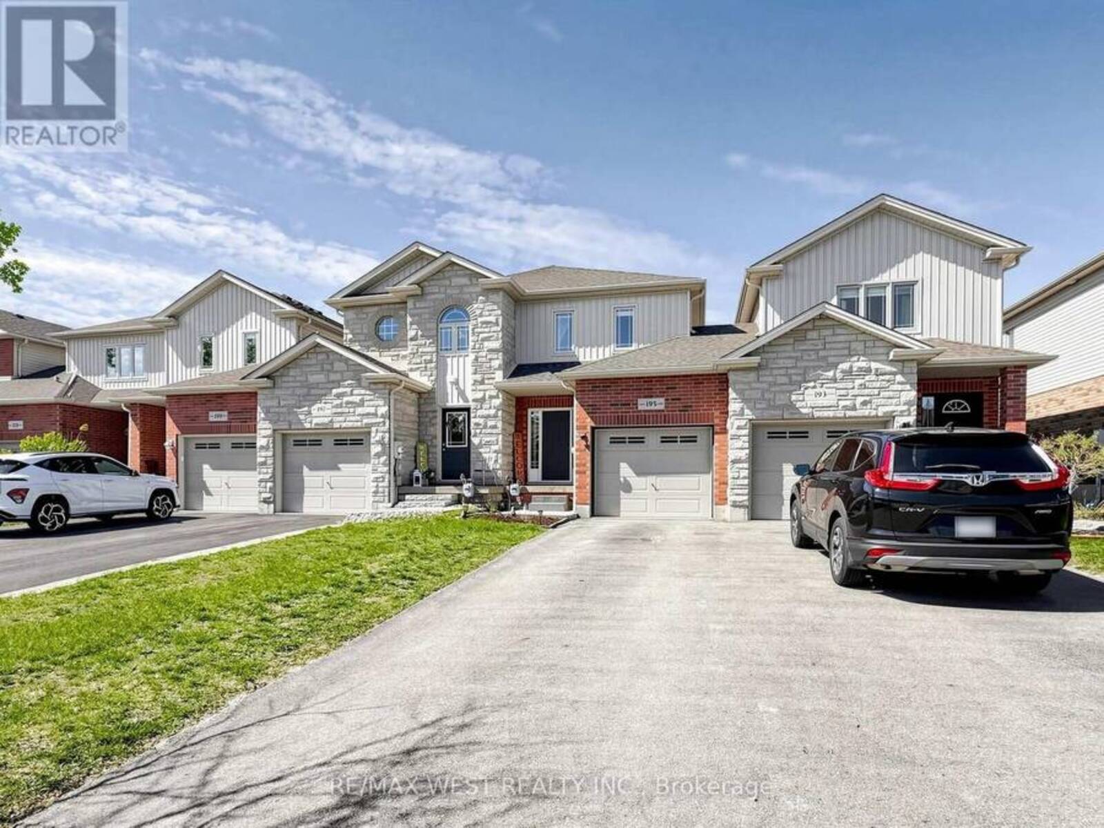 195 BANTING CRESCENT, Angus, Ontario L0M 1B6