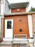45 SANDUSKY CRESCENT | Aurora Ontario | Slide Image Three