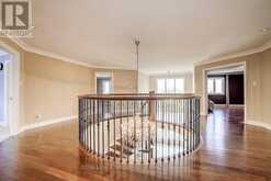 725 EXCELLER CIRCLE | Newmarket Ontario | Slide Image Nineteen