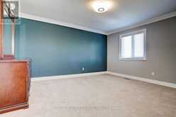 725 EXCELLER CIRCLE | Newmarket Ontario | Slide Image Thirty-four