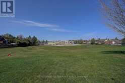 725 EXCELLER CIRCLE | Newmarket Ontario | Slide Image Forty-seven