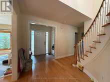 412 FREEMAN CRESCENT | Oakville Ontario | Slide Image Thirteen