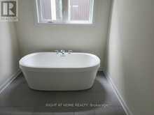13 OAKMONT DRIVE | Loyalist Ontario | Slide Image Nine