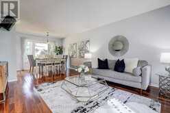 6 CARAVAN DRIVE | Toronto Ontario | Slide Image Ten