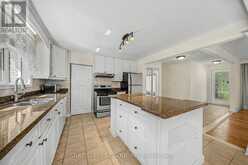 32 ALANADALE AVENUE | Markham Ontario | Slide Image Thirteen