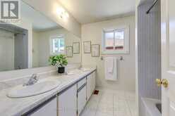 2442 WYNTEN WAY | Oakville Ontario | Slide Image Thirty