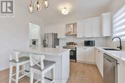 108 PINE HILL CRESCENT E | Aurora Ontario | Slide Image Eight