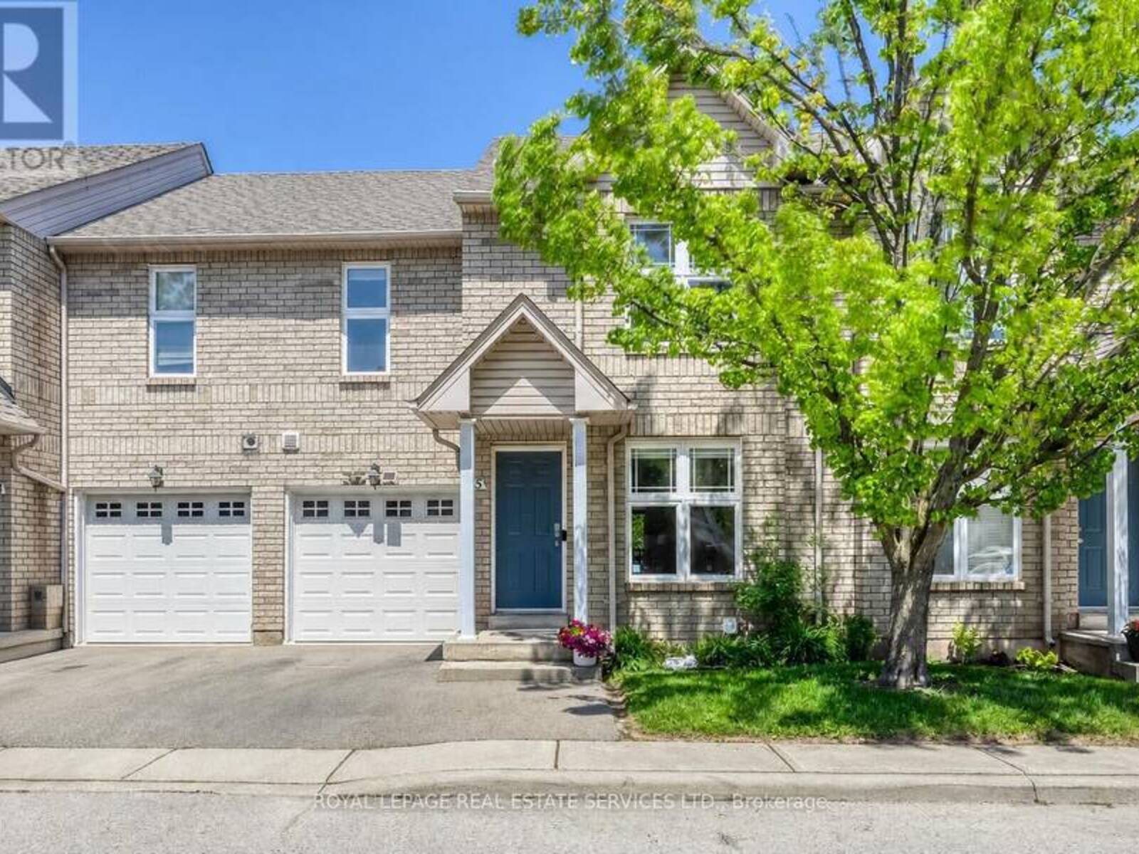 15 - 2189 POSTMASTER DRIVE, Oakville, Ontario L6M 4E5