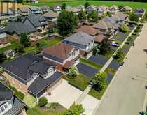 24 JOSEPH LICHTI LANE | Wilmot Ontario | Slide Image Four
