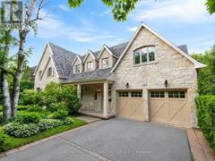 14 ST MARGARETS DRIVE Toronto Ontario, M4N 3E5