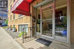 10 - 4 ROBINSON STREET | Hamilton Ontario | Slide Image Three