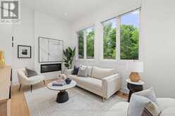 11 BARCLAY ROAD | Toronto Ontario | Slide Image Nine