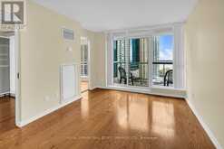 1104 - 208 QUEENS QUAY W | Toronto Ontario | Slide Image Eight