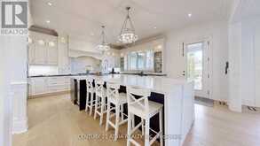 111 LAKE WOODS DRIVE | Whitchurch-Stouffville Ontario | Slide Image Twelve