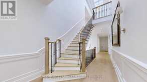 111 LAKE WOODS DRIVE | Whitchurch-Stouffville Ontario | Slide Image Sixteen