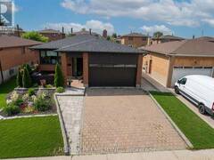 438 WOODBRIDGE AVENUE Vaughan Ontario, L4L 2T4